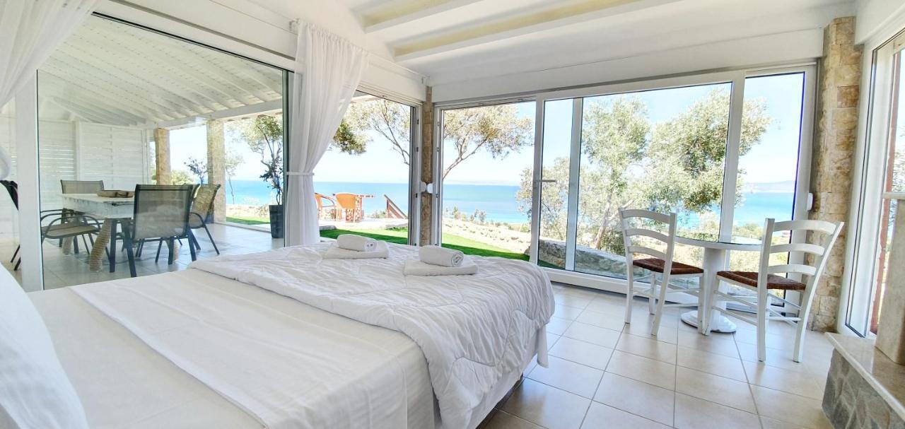 Bungalow White Tennis Apartments & Suites Pefkochori Exterior foto