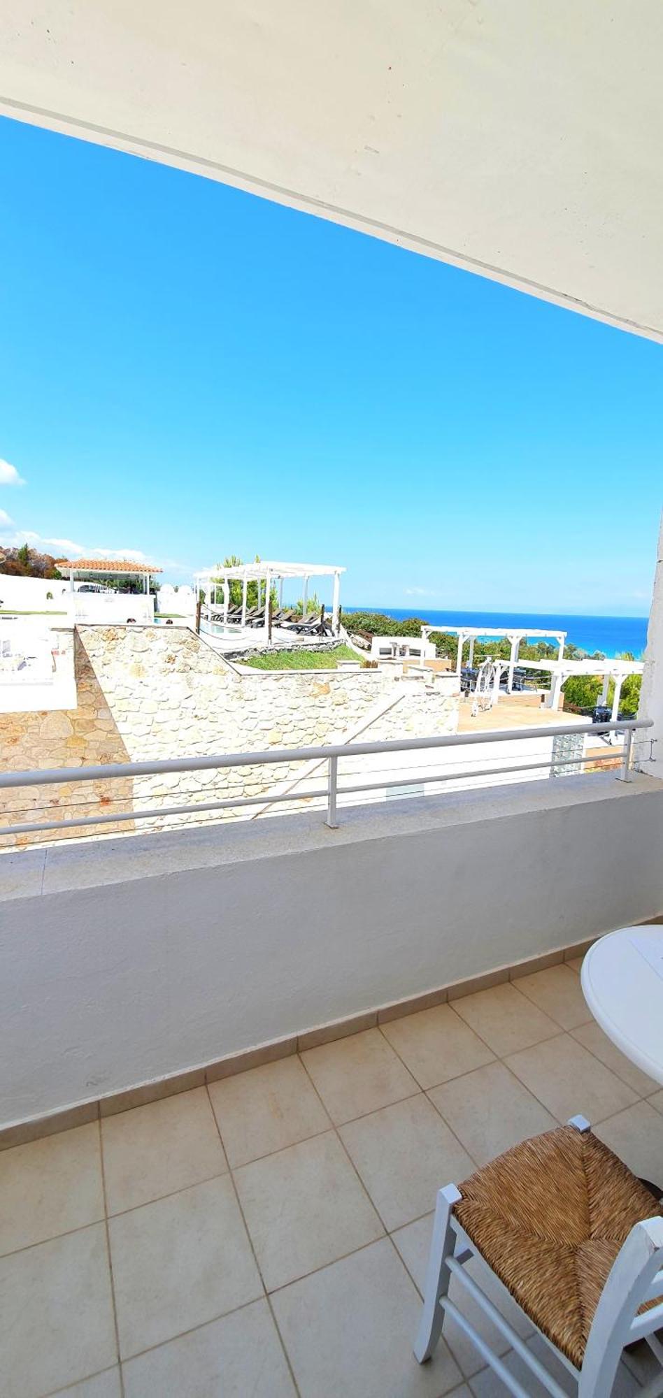 Bungalow White Tennis Apartments & Suites Pefkochori Exterior foto