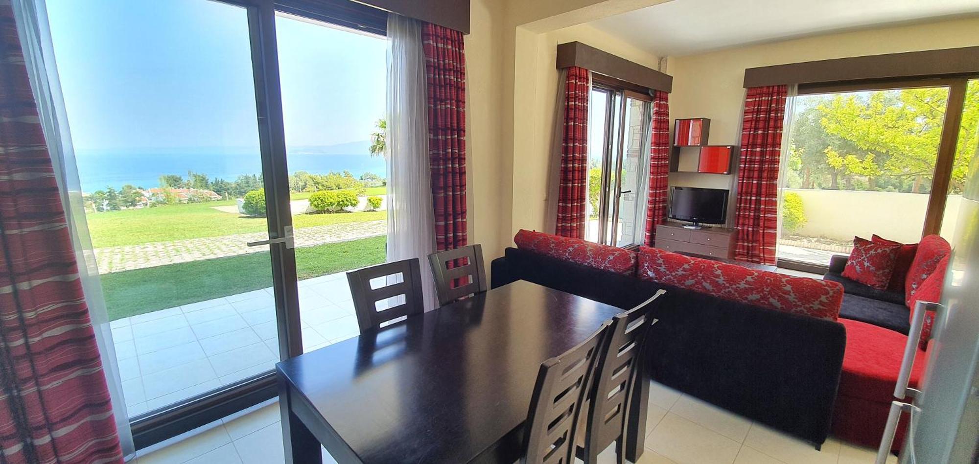Bungalow White Tennis Apartments & Suites Pefkochori Zimmer foto